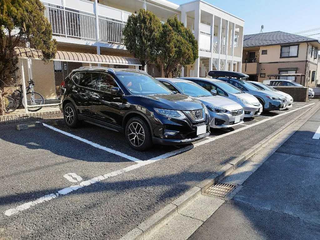 グリーン(28934)の外観・駐車場イメージ2枚目