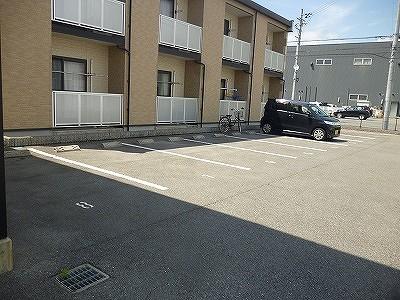 小深田(34997)の外観・駐車場イメージ1枚目