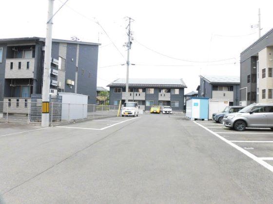 長澤パーキングの外観・駐車場イメージ2枚目