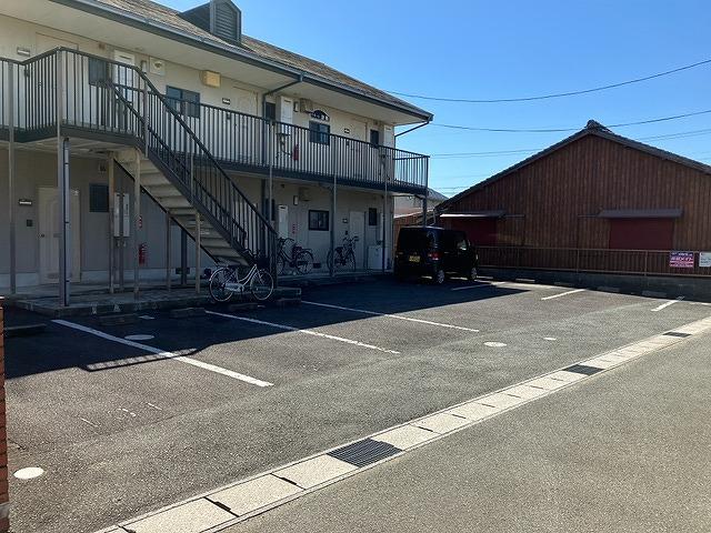 FKラポール津興駐車場の外観・駐車場イメージ1枚目