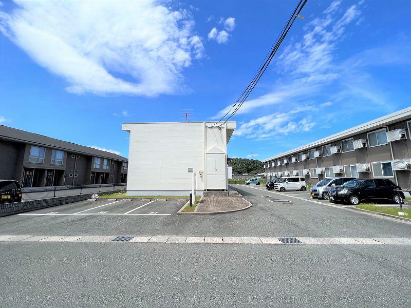 WestCourtⅠ(22754)の外観・駐車場イメージ1枚目