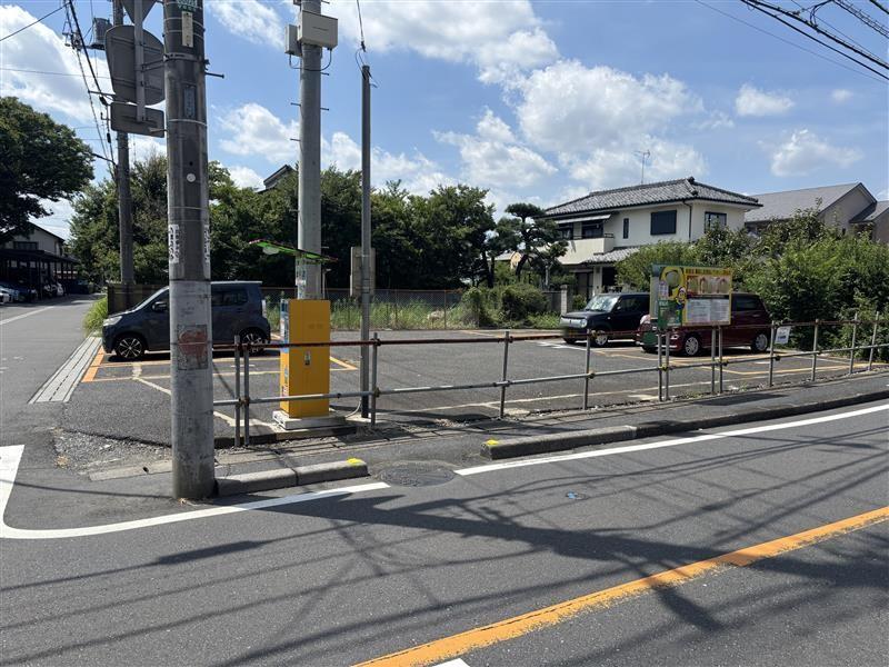 野崎第1駐車場の外観・駐車場イメージ1枚目