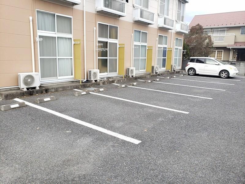 アルカディア(17184)の外観・駐車場イメージ1枚目