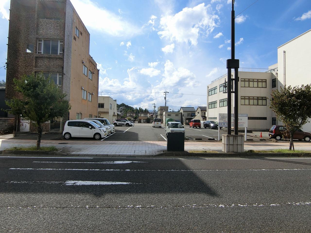 毛矢2丁目・荒川月極駐車場の外観・駐車場イメージ1枚目