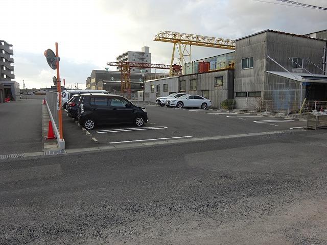 トラストネクサスパーキングの外観・駐車場イメージ2枚目