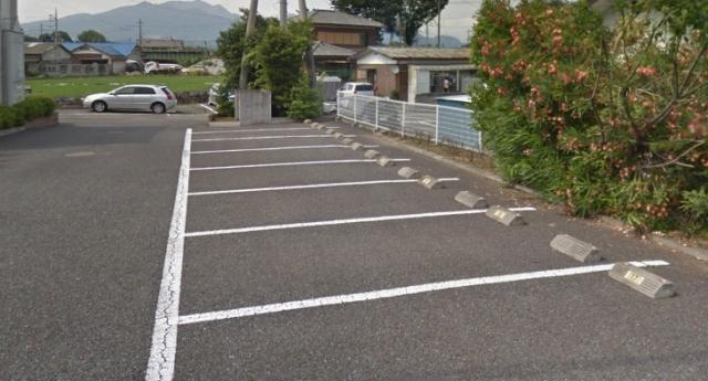 グリーンコートB(20293)の外観・駐車場イメージ1枚目