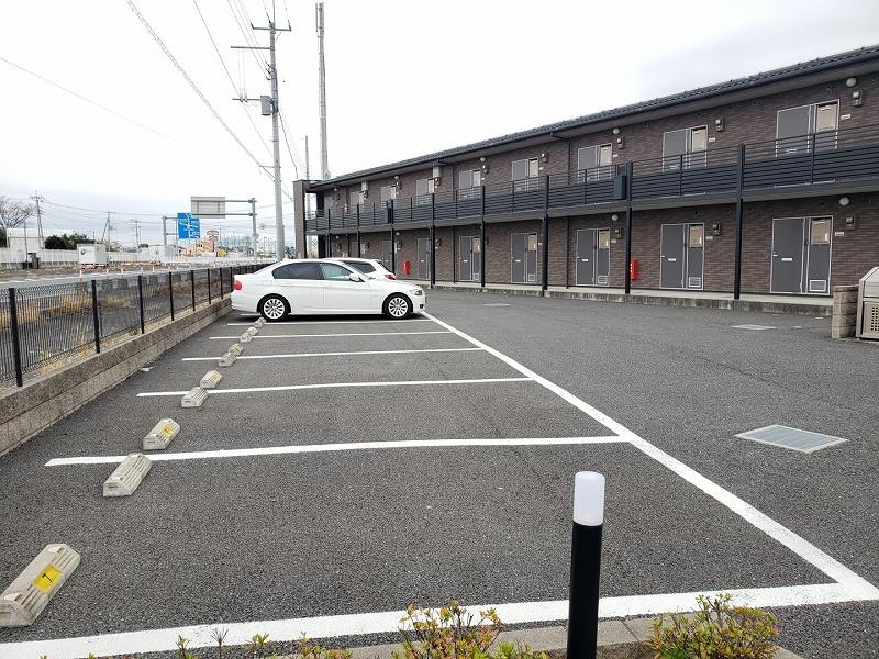 リントアール(54472)の外観・駐車場イメージ1枚目