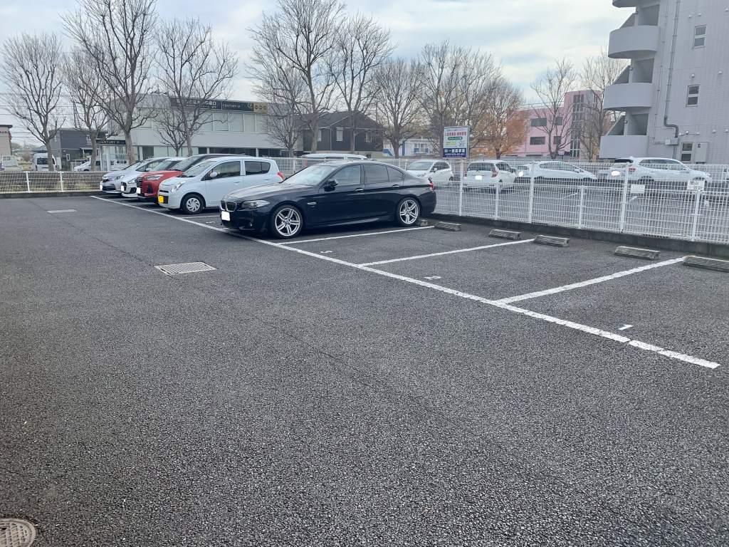 千現(21127)の外観・駐車場イメージ1枚目