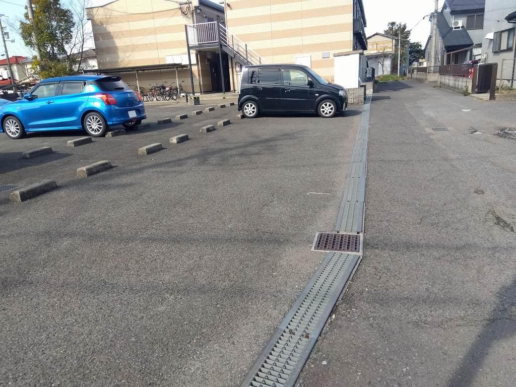 エスポワール(26531)の外観・駐車場イメージ2枚目