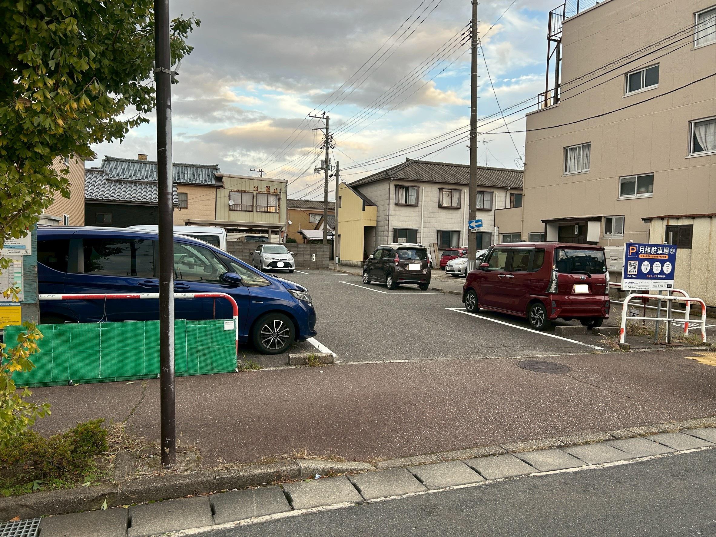 85.佐山(内野町)月極駐車場の外観・駐車場イメージ2枚目