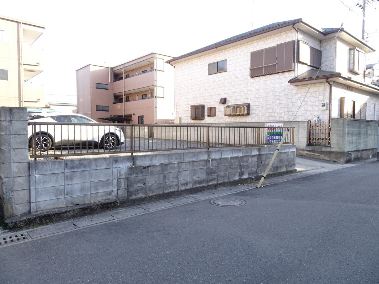 第5吉野パーキングの外観・駐車場イメージ2枚目