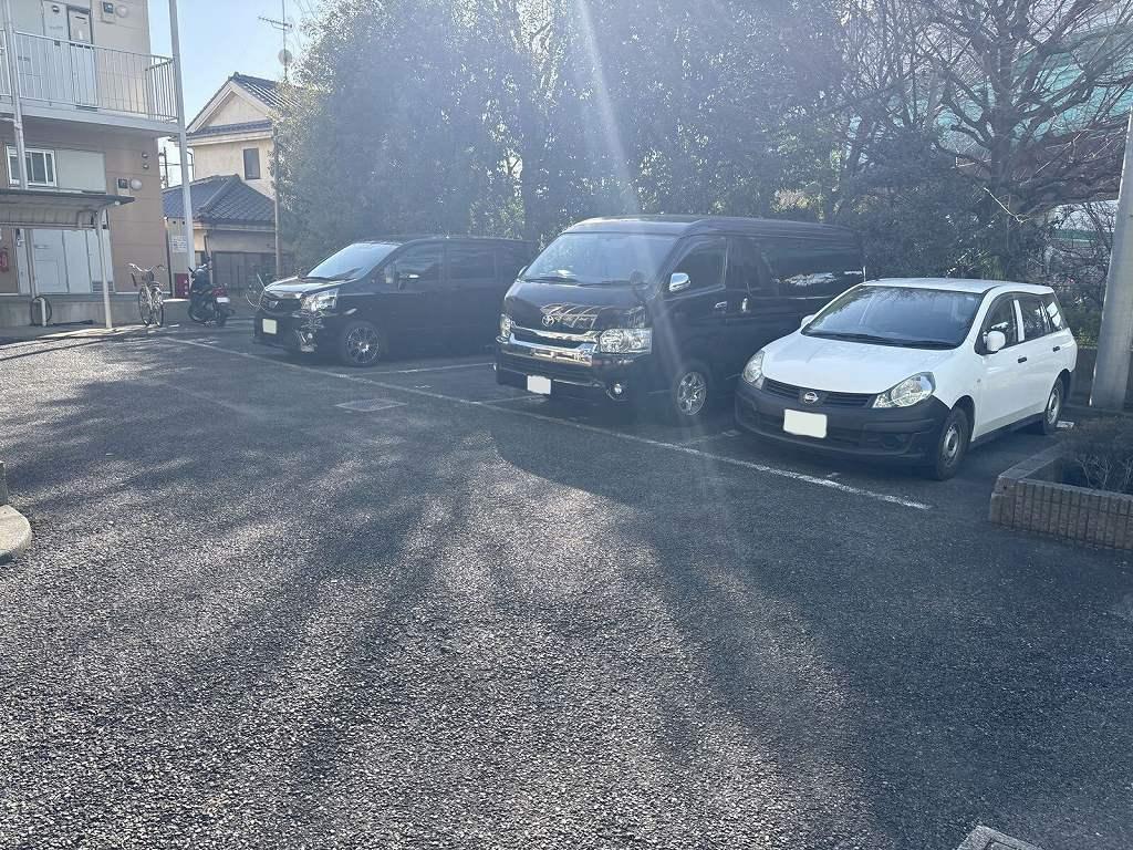 美国(22619)の外観・駐車場イメージ2枚目