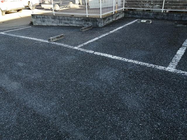 シャレ(22126)の外観・駐車場イメージ1枚目