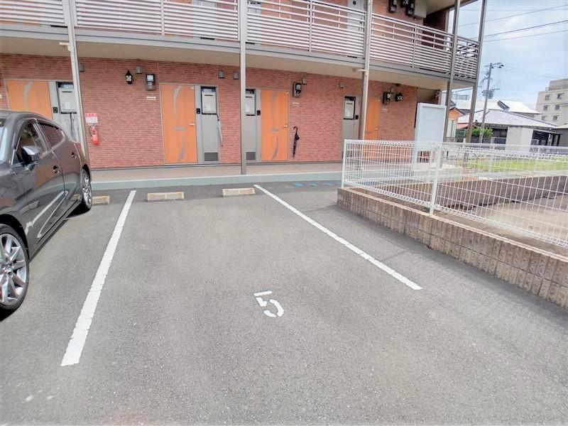 ミランダサンライズ大川Ⅱ(56261)の外観・駐車場イメージ1枚目