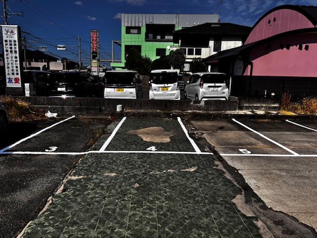 高良台月極駐車場の外観・駐車場イメージ3枚目