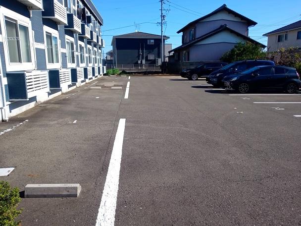 エルフ 2号館(42510)の外観・駐車場イメージ1枚目