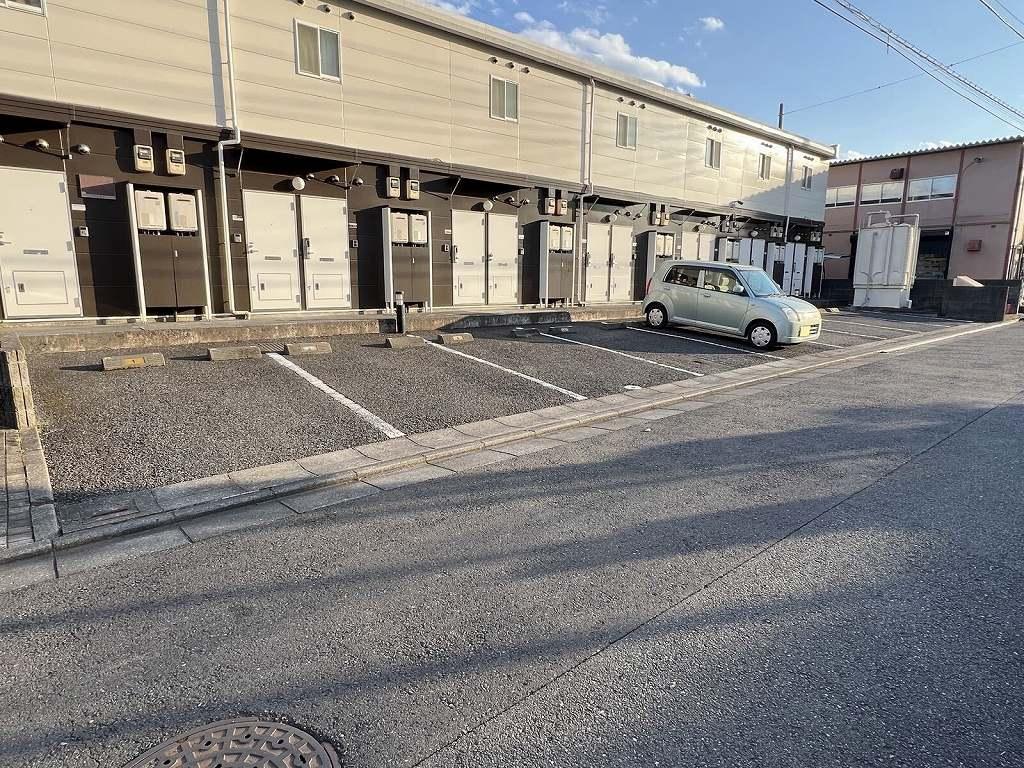 シャルム(22626)の外観・駐車場イメージ1枚目