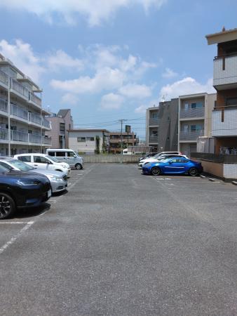 及川第1駐車場の外観・駐車場イメージ2枚目