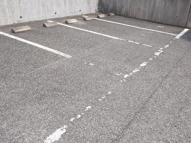 よしの(30044)の外観・駐車場イメージ1枚目