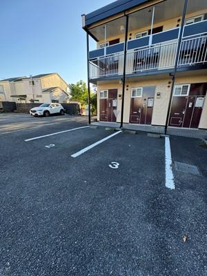 グリーンハイムⅡ(24919)の外観・駐車場イメージ1枚目