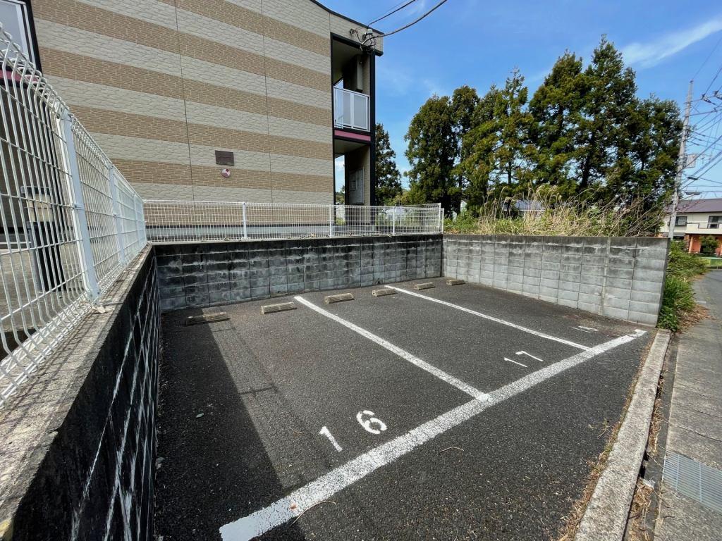 エスペランサⅡ(24752)の外観・駐車場イメージ2枚目