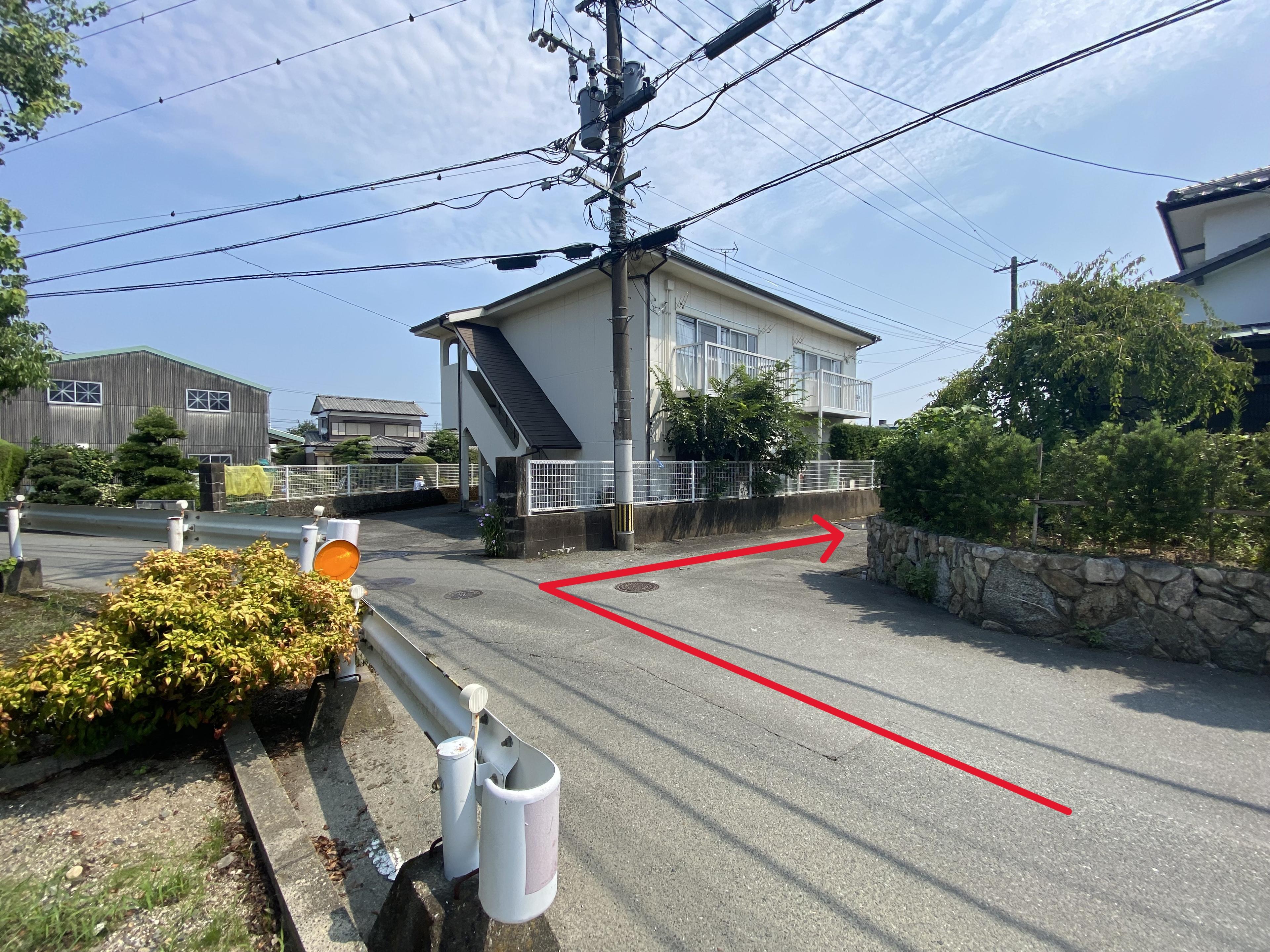 服部駐車場の外観・駐車場イメージ2枚目