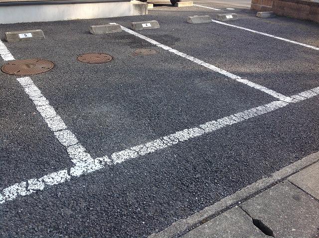 プレサージュ(31790)の外観・駐車場イメージ1枚目