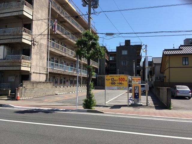 内山パーキング(下荒田3丁目)の外観・駐車場イメージ1枚目