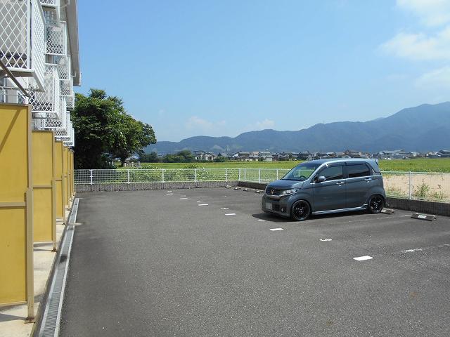 julio(20824)の外観・駐車場イメージ1枚目