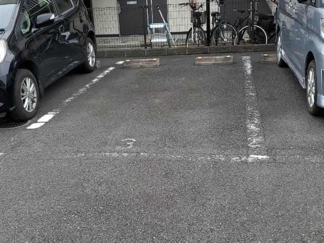 オリビア(39327)の外観・駐車場イメージ1枚目