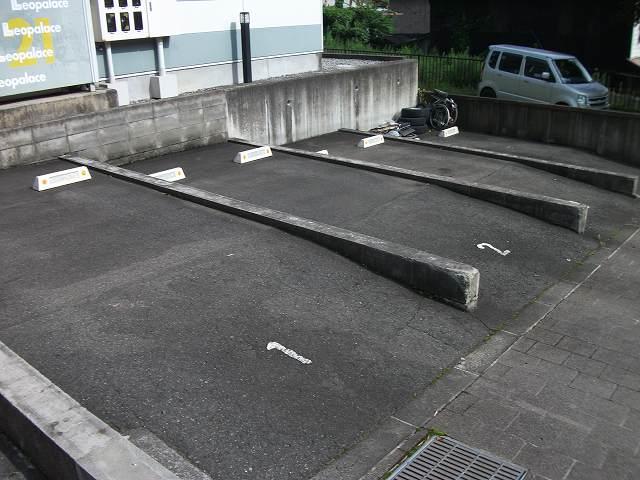 アクティー二本松(21087)の外観・駐車場イメージ1枚目