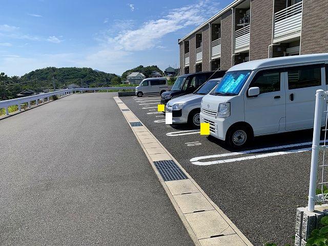 エクレール(54455)の外観・駐車場イメージ2枚目