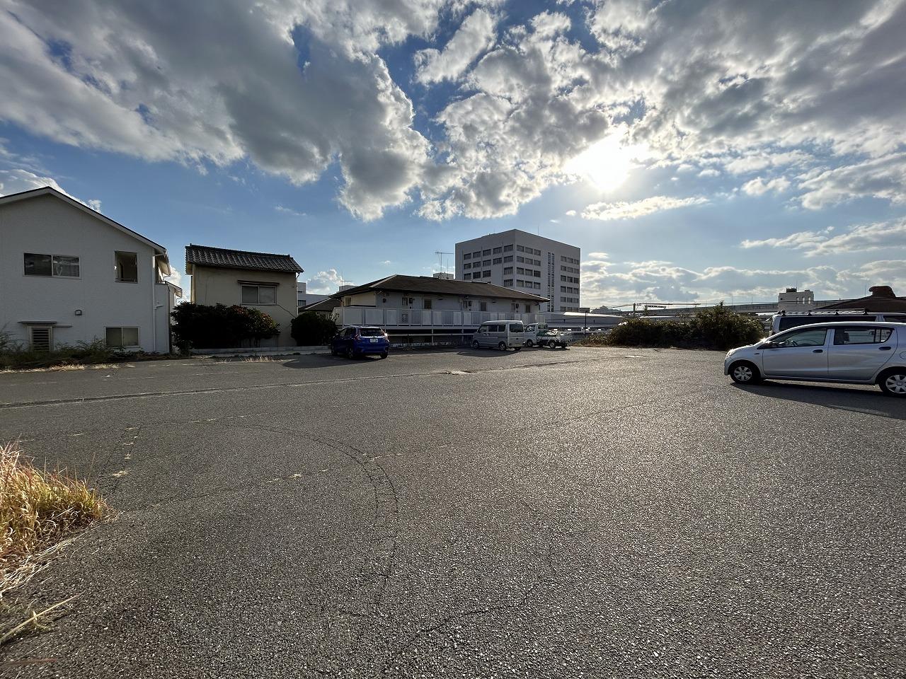 府中町千代ガレージの外観・駐車場イメージ3枚目