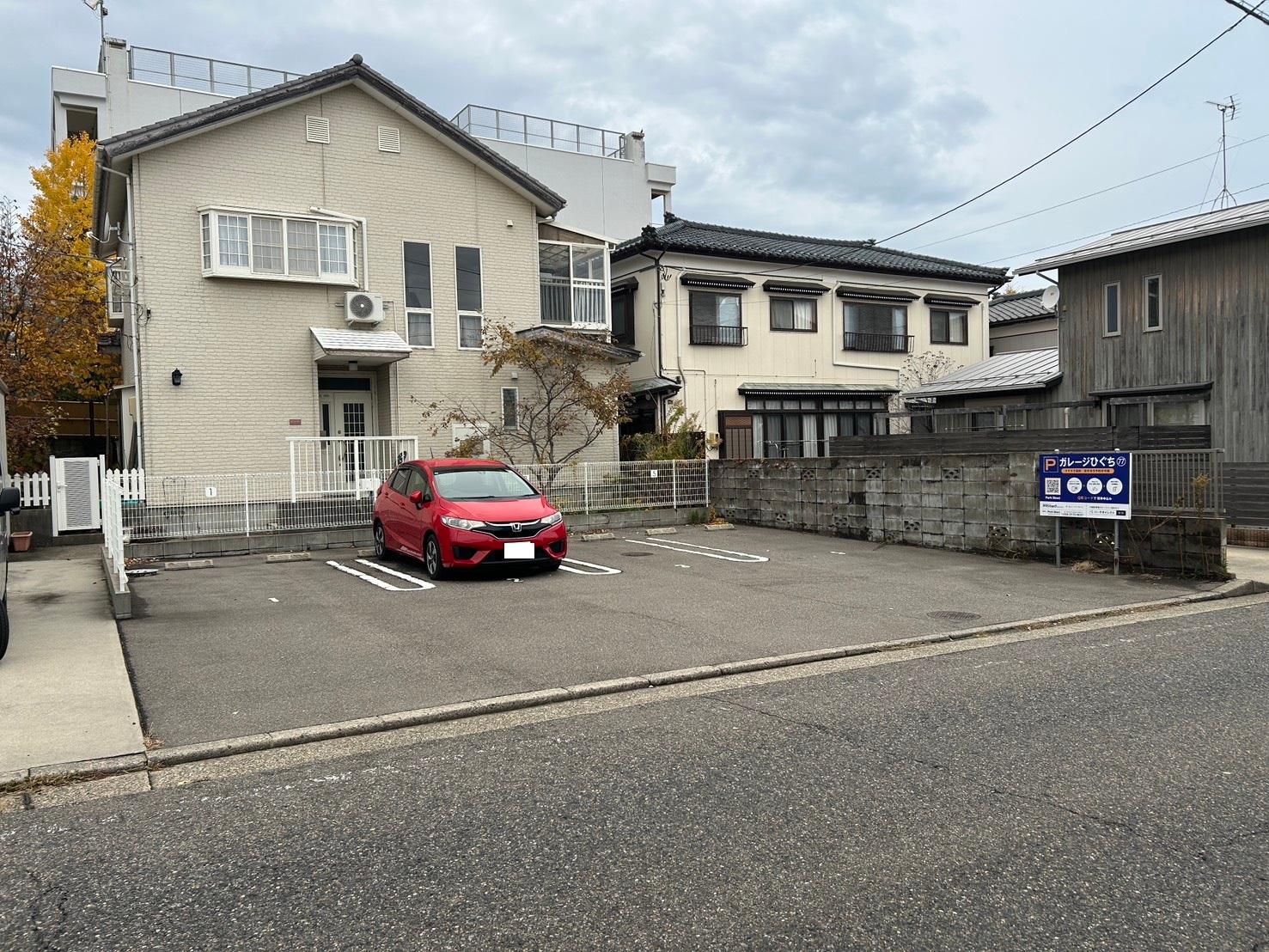 77.ガレージひぐちの外観・駐車場イメージ2枚目