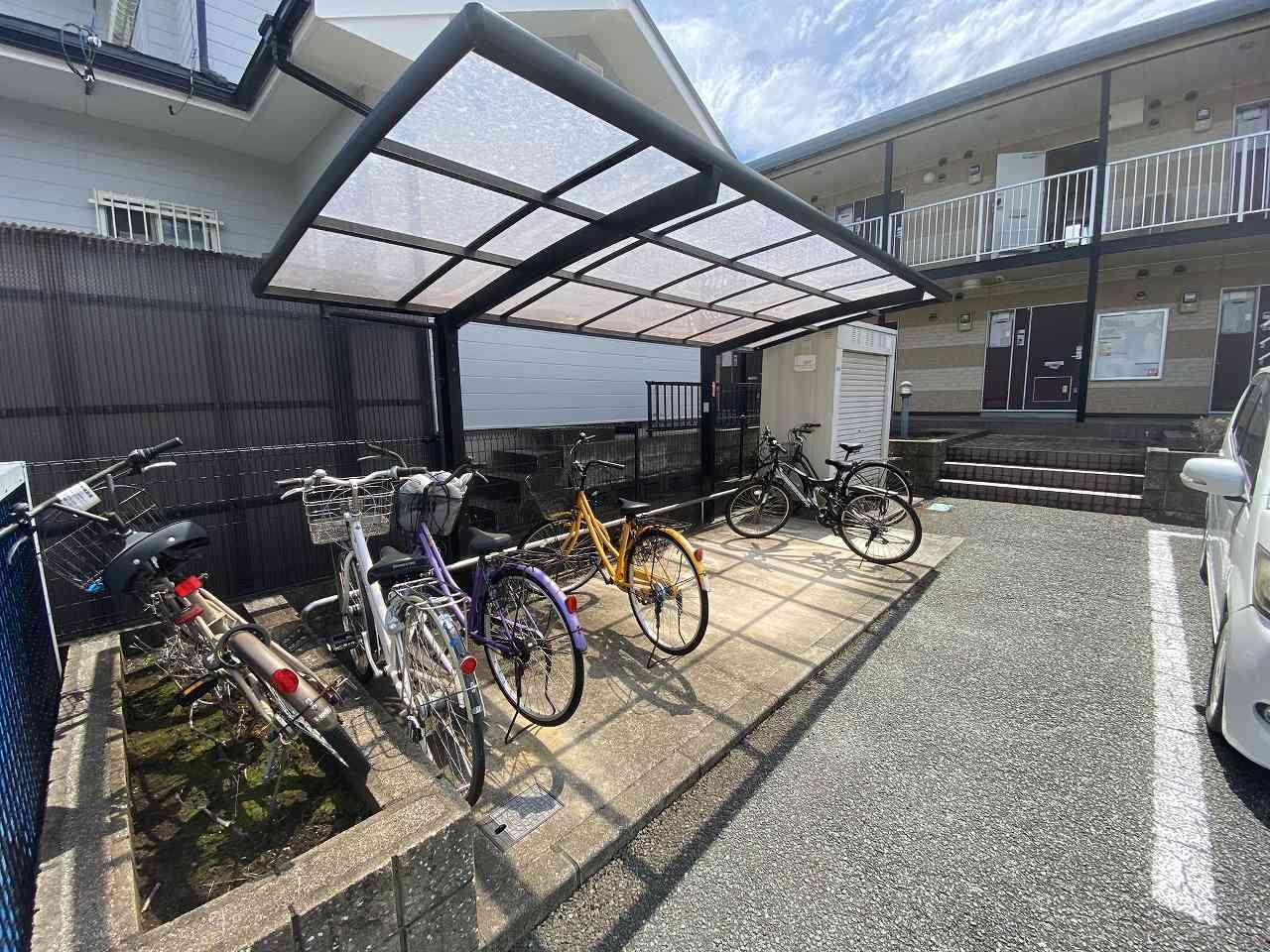 YAMADA(27006)の外観・駐車場イメージ1枚目