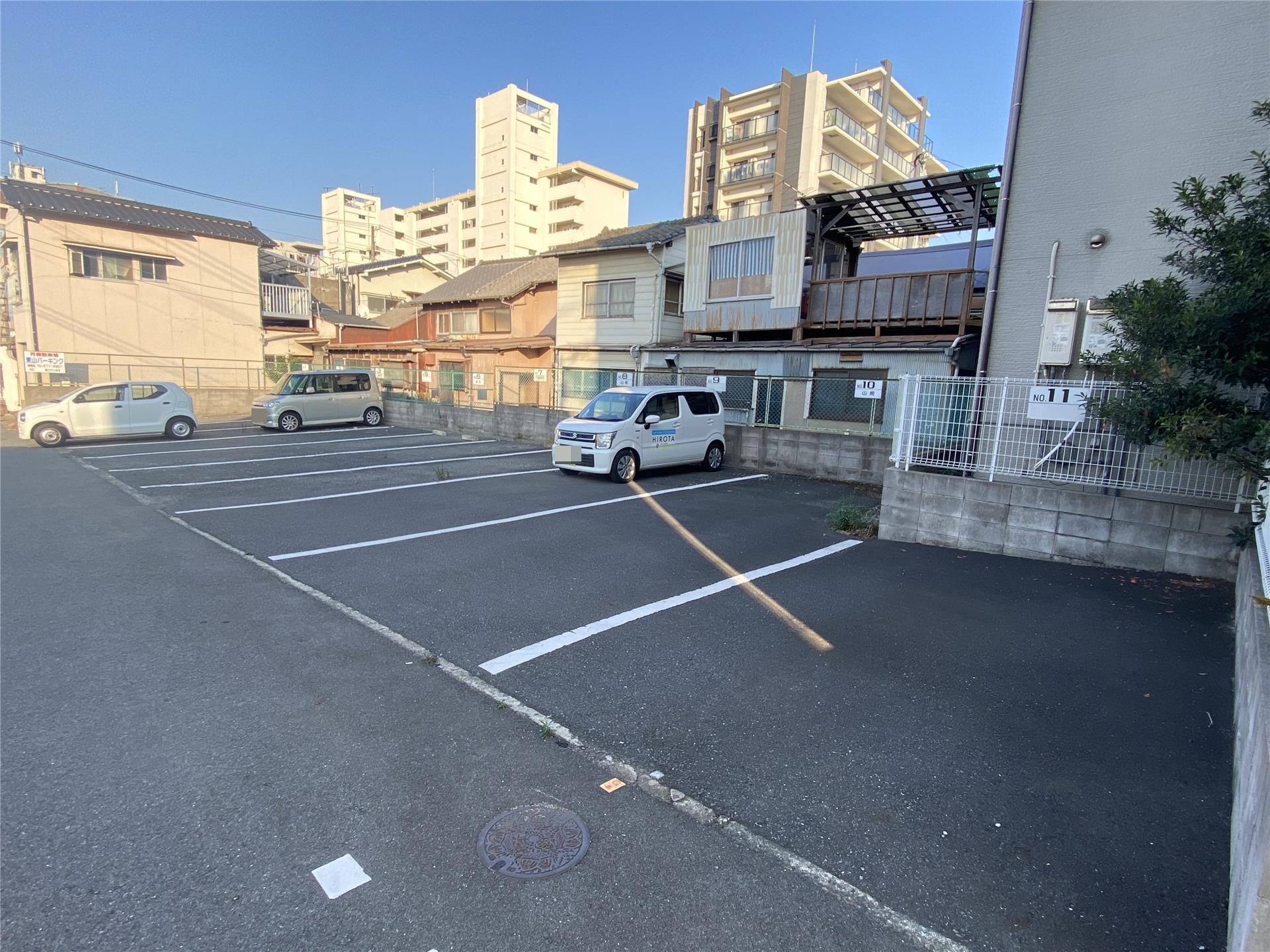 東山パーキングの外観・駐車場イメージ3枚目