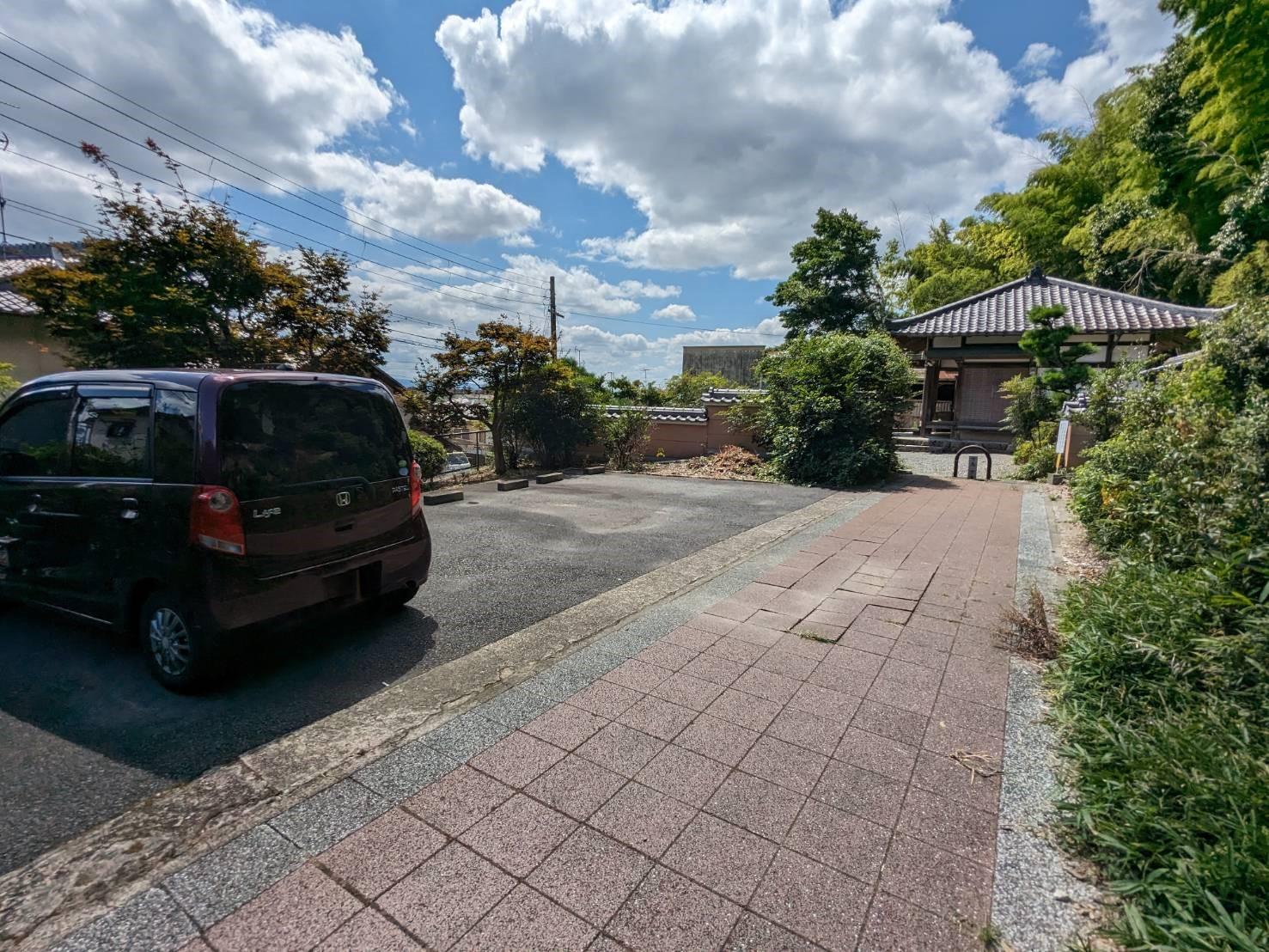 染殿地蔵ガレージの外観・駐車場イメージ1枚目