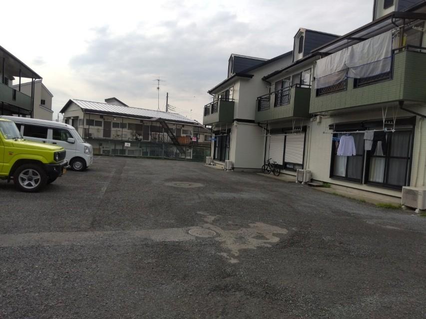 所沢市山口1946番(オークヴィラ)の外観・駐車場イメージ1枚目