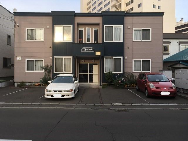 TKハウス 月極駐車場の外観・駐車場イメージ1枚目