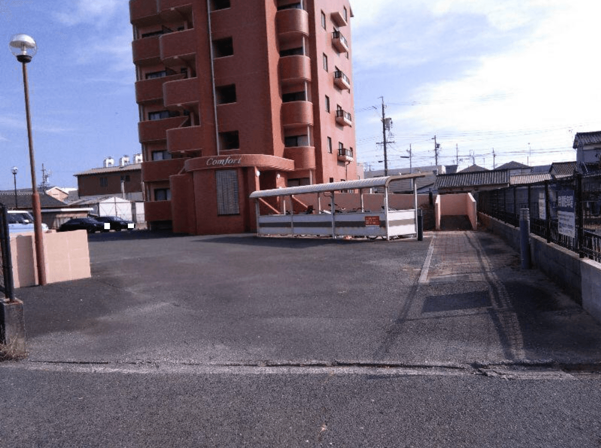 FK Confort駐車場の外観・駐車場イメージ3枚目