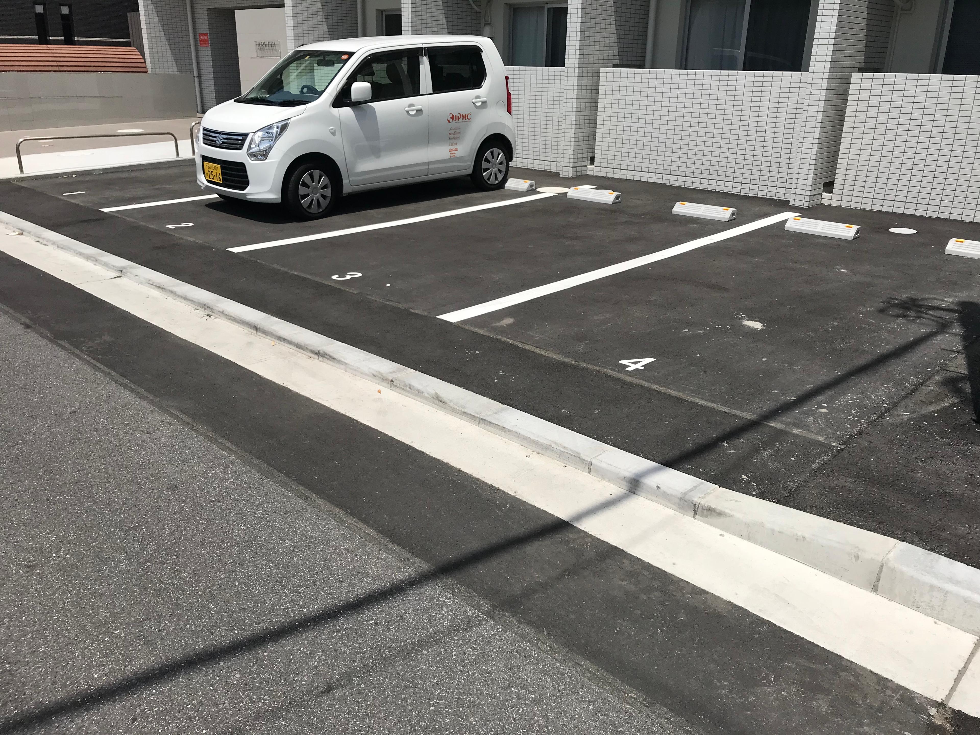 アルヴィータの外観・駐車場イメージ2枚目