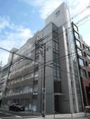 リアライズ南船場ビルの駐車場
