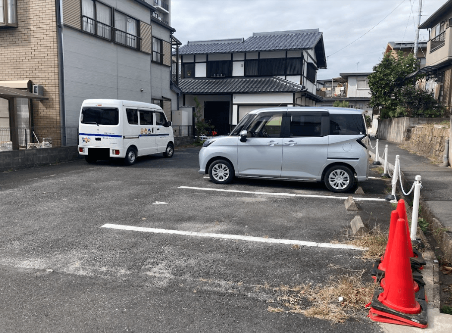 カワイ駐車場の外観・駐車場イメージ2枚目