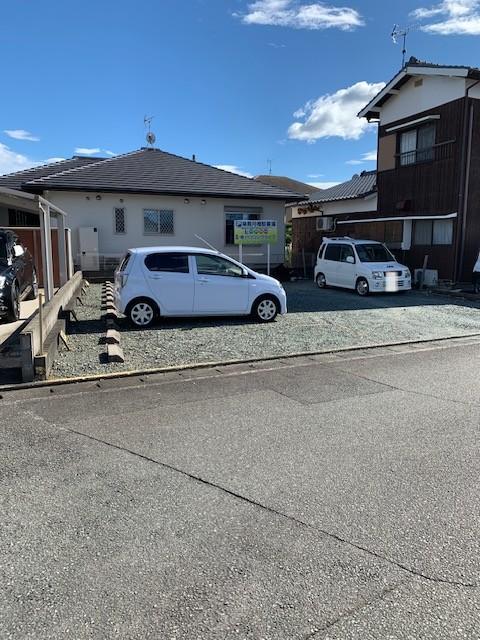 築島月極駐車場の外観・駐車場イメージ3枚目