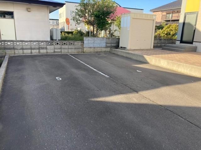 リリー(16462)の外観・駐車場イメージ1枚目