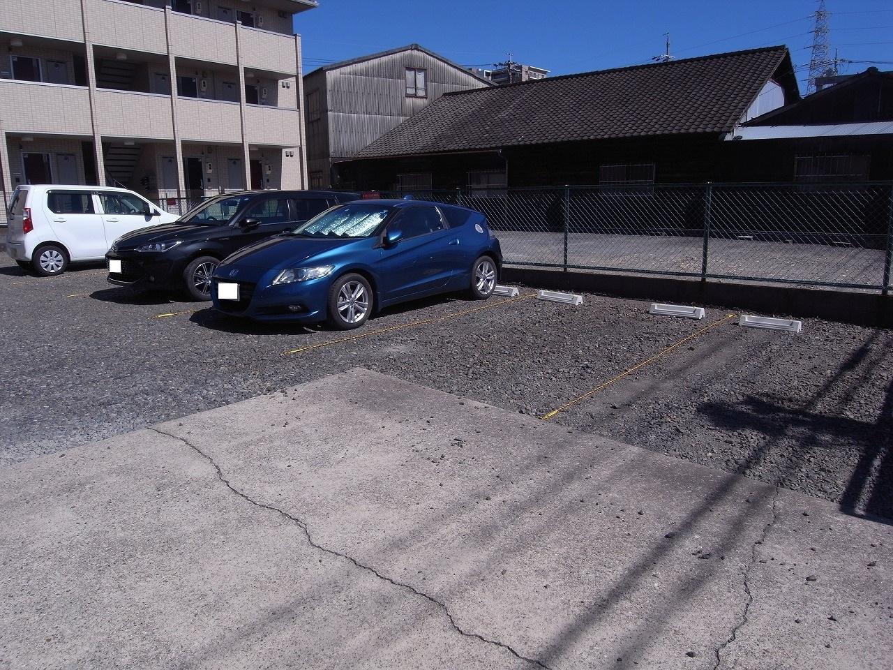 J-355の外観・駐車場イメージ1枚目