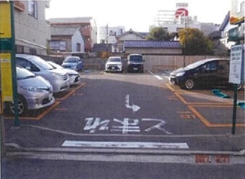 堺市中之町東3丁の外観・駐車場イメージ1枚目