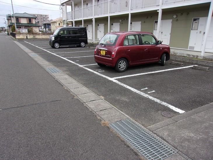 141(17260)の外観・駐車場イメージ2枚目