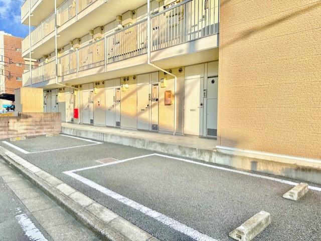 ウイング北坂戸(43366)の外観・駐車場イメージ1枚目