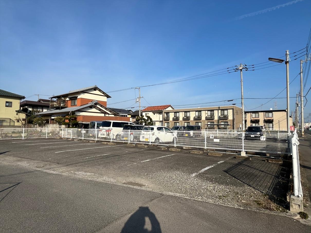 モータープール綾の外観・駐車場イメージ3枚目